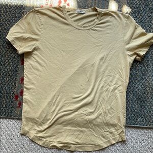 Buck Mason curved hem T medium